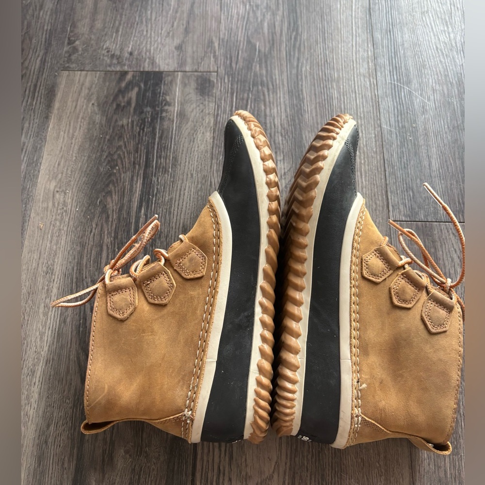 Sorel Boot - Picture 3 of 10